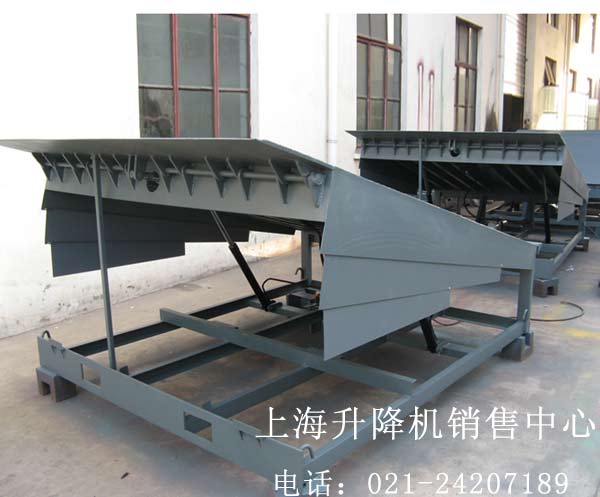 固定登車(chē)橋